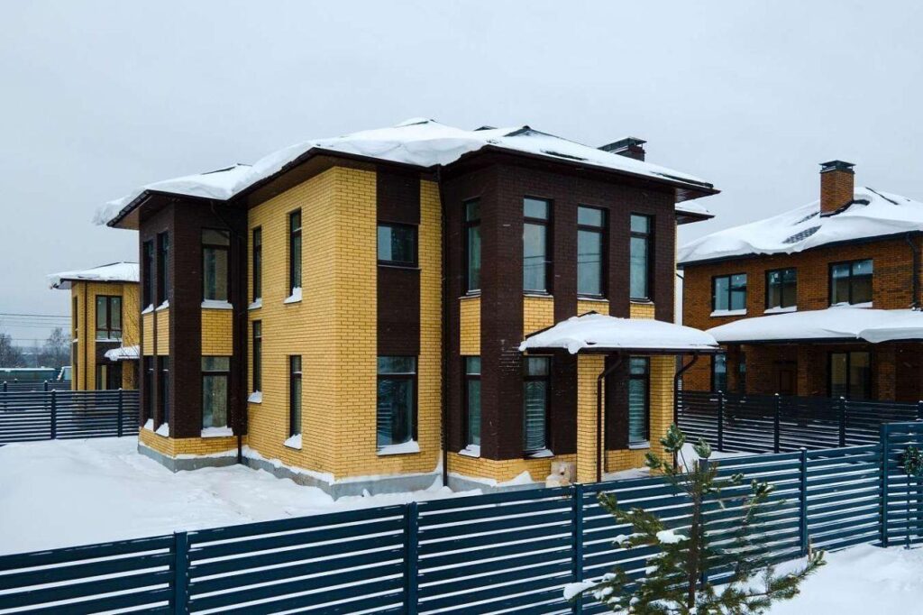 Частный дом в Петрушино. Сдан в 2023 году.